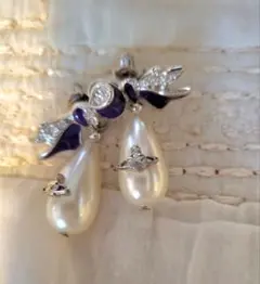 vivienne Westwood bow ピアス
