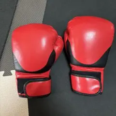 ボクシンググローブ