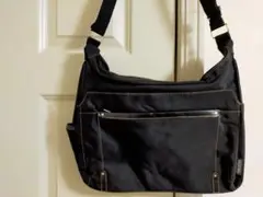 ショルダーバッグ VALENTINO