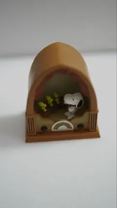 スヌーピー 音楽ボックス風フィギュア
