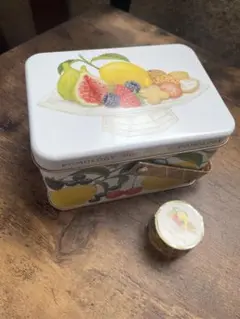POMOLOGY ポモロジー　5周年限定　缶箱&マスキングテープ