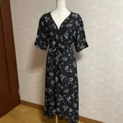 【未使用】PAGEBOY 花柄カシュクールブラックワンピース