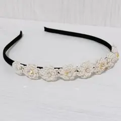 白い花のカチューシャ　イエロー