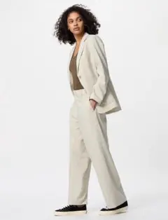 UNIQLO 感動ワイドパンツ　ベージュ　M