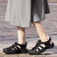 Item thumbnail for item 7dfffd32-c282-4175-a4d8-7ea8e42c0867