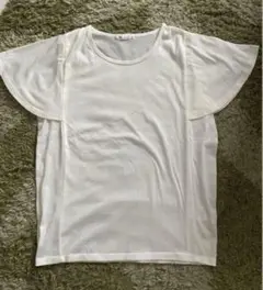 エムドゥ　袖フレアTシャツ