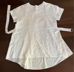 ホワイト 半袖Tシャツ ウエストベルト付き