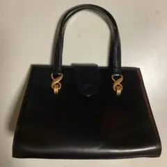 ❤️週末SALE❤️ ungaro ❤️ 黒 レザー ハンドバッグ　　美品