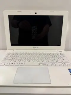 ASUA ノートパソコン2014年モデル