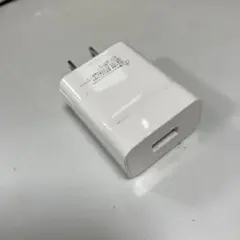 ホワイト USB充電器 1ポート 2ピン