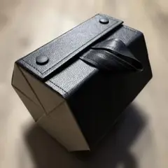 Item thumbnail for item 7a772d27-2a68-479a-b19e-6685923c272e