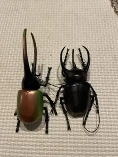 カブトムシフィギュア 2体セット