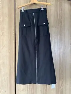 新品未使用　半額！！DA-LIA 黒 スカート ジッパー