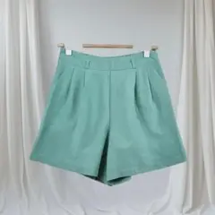 モトマチ ショートパンツ S グリーン系 きれいめ 上品 カジュアル 涼感素材