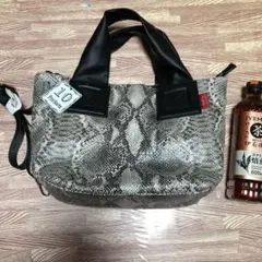 新品　バッグ