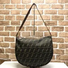 FENDI ズッカ ショルダーバッグ 4756