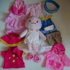 うさももちゃんと衣装セット　ハンガー3本付き
