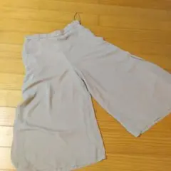 グレー ガウチョパンツ 軽量素材　XL