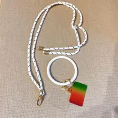 美品✨✨スマホストラップ スマホシリコンリング　首掛け ショルダー
