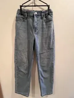 Item thumbnail for item 9b0c8f9d-082f-45be-8f6f-e5a70c8027b3