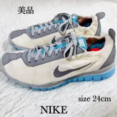 美品 NIKE フリーTR ツイスト トレーニングシューズ サイズ24cm
