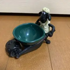 ひつじのショーン　フィギュア 手押し車　一輪車
