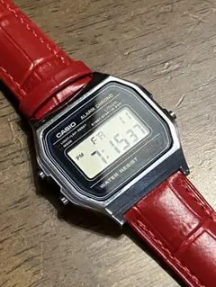 【美品•稼働中•早い者勝ち!】カシオ A158W クロコ調新品本革ベルト赤