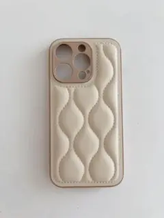 iPhone 14pro ケータイケース スマホケース キルト ベージュ