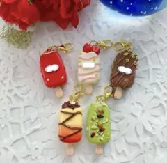 ミニチュア，フェイクスイーツ☆アイスチャーム(5点)ハンドメイド，アクセサリー