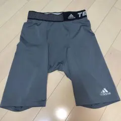 アディダス　TECHFIT インナー　Oサイズ