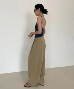 Didot.showroomローライズツータックワイドスラックス ベージュS