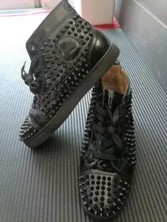 クリスチャンルブタン　ChristianLouboutin　エナメル　ハイカット