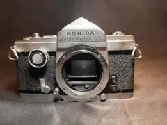 (ジャンク) KONICA AUTOREX フィルム一眼レフカメラ　オマケつき 最新入荷 ジャンク) KONICA AUTOREX フィルム一眼レフカメラ