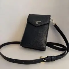 MICHAEL KORS ブラック スマホショルダーバッグ