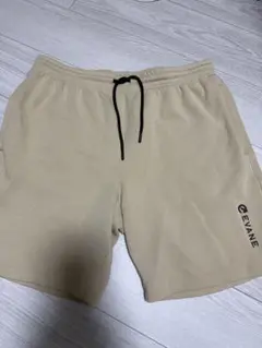 EVANE XL ベージュ ショートパンツ