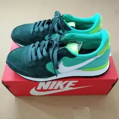 NIKE ダークグリーン/ターコイズ スニーカー　24cm