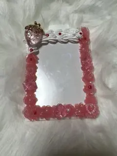 B8 硬質ケース ホイップデコ いちご ピンク ②