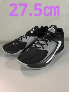 お年玉価格ZOOM FREAK 4 001カラー 27.5㎝