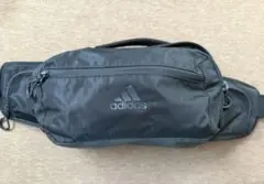 adidas ボディバッグ ブラック