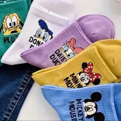 【新品未使用品】ディズニーキャラクター靴下5足セット 22〜24㎝