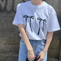 新品● リボン柄 プリントTシャツ ●ホワイト