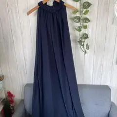 ネイビー フリル付きロングワンピース