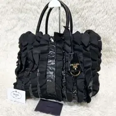 極美品 PRADA プラダ ギャザー ハンドバッグ フリル ナイロン 黒 A4 極美品 PRADA プラダ ギャザー ハンドバッグ フリル ナイロン 黒