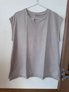 サマンサモスモス ベージュ ノースリーブ Tシャツ