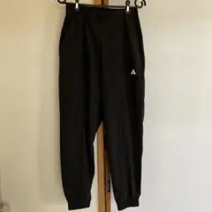 adidas ブラック トレーニングパンツ
