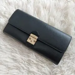 FURLA　長財布　オールレザー　メトロポリス　XL　バイフォールド　ブラック