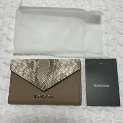 新品　EMODA スネーク柄 カードケース　エモダ　ベージュ　名刺入れ