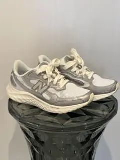 New Balance スニーカー ホワイトシルバーニューバランス