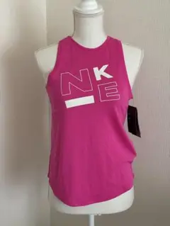 NIKE standard fit ピンク タンクトップ ヨガ スポーツ