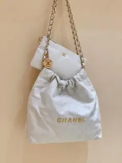 CHANEL ホワイト ショルダーバッグ